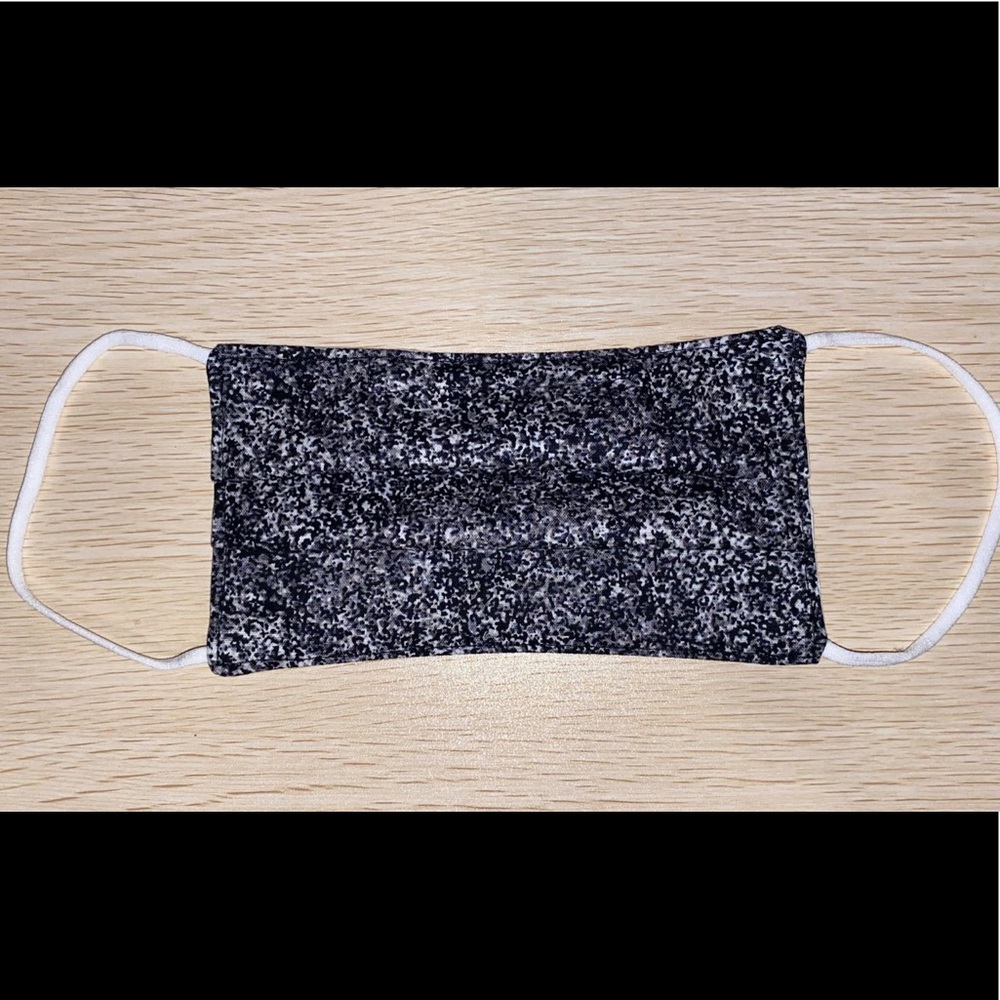 Composition print reusable face mask